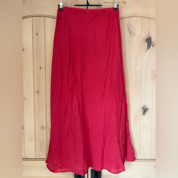 CP Shades Tanya Linen Maxi Skirt - Picture 4 of 13